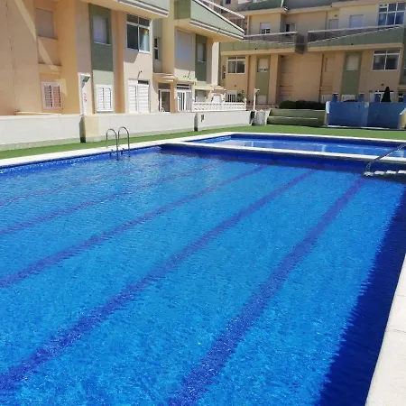 Delfines Iii Solo Familias Serviplaya 公寓 *