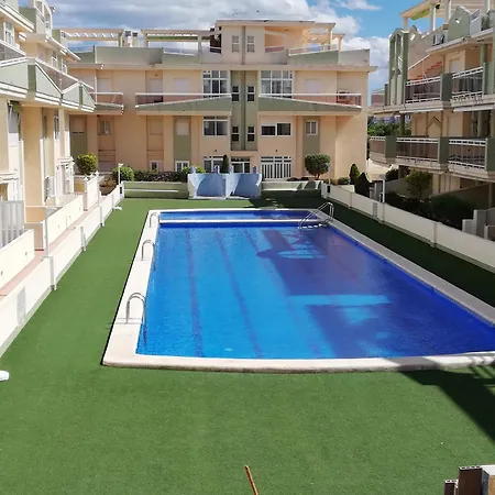 Delfines Iii Solo Familias Serviplaya 普拉亚西拉科