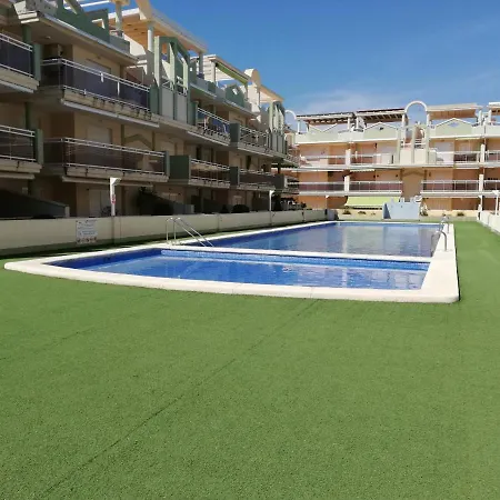 Delfines Iii Solo Familias Serviplaya * פלאיה דה שראקו