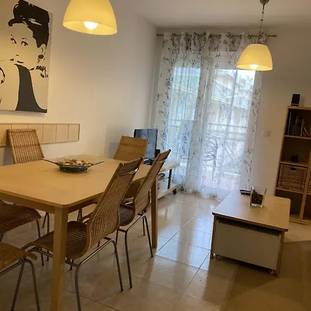 Delfines Iii Solo Familias Serviplaya Apartman