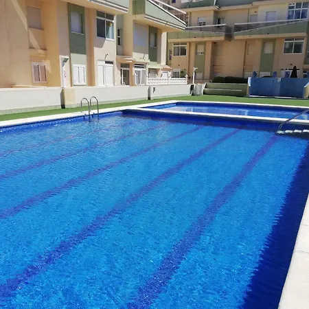 Delfines Iii Solo Familias Serviplaya